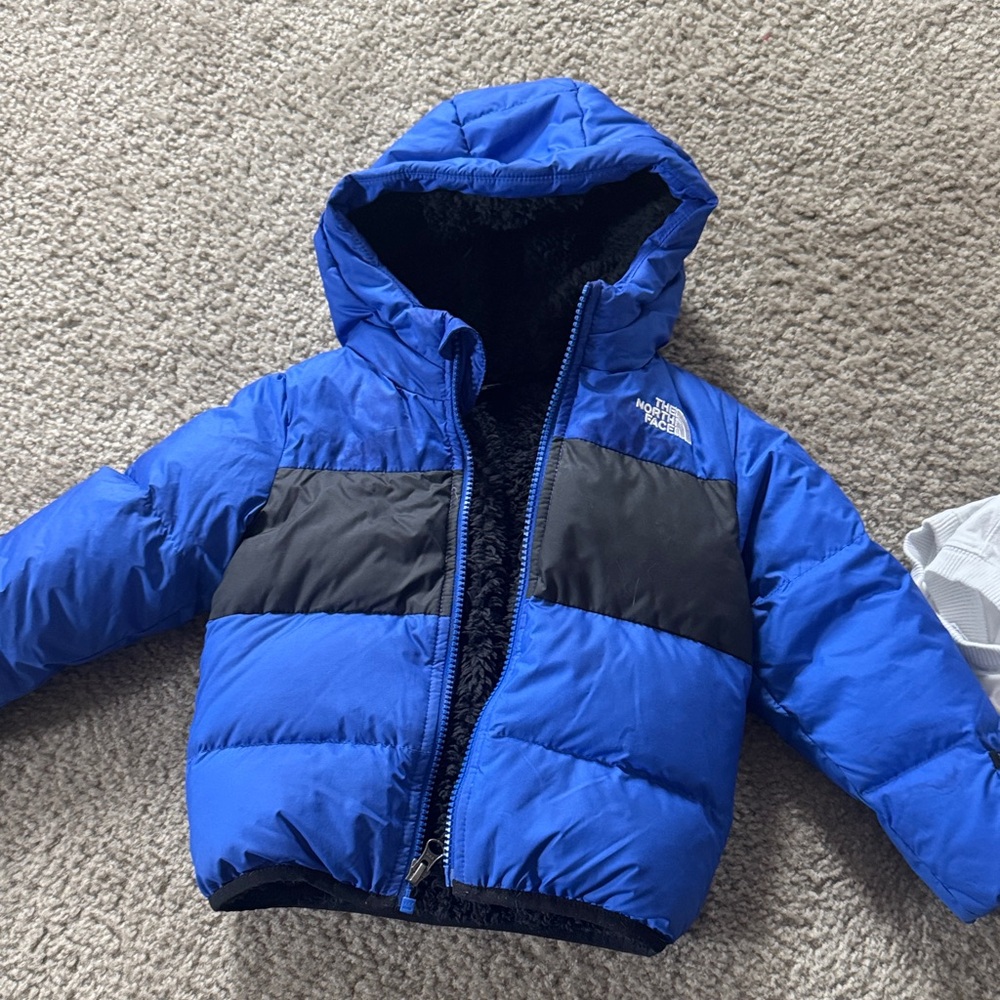 The North Face Royal Blue and Black Hooded Puffer Jacket